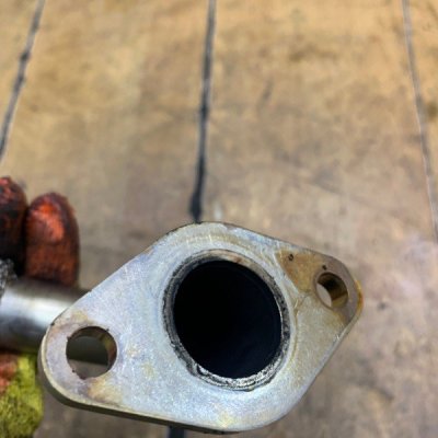 Патрубок EGR Volkswagen Passat B5 2002 AWX - изображение 2