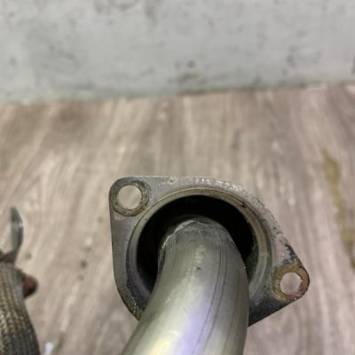 Патрубок EGR Peugeot 207 2007 9HZ(DV6TED4) - изображение 7