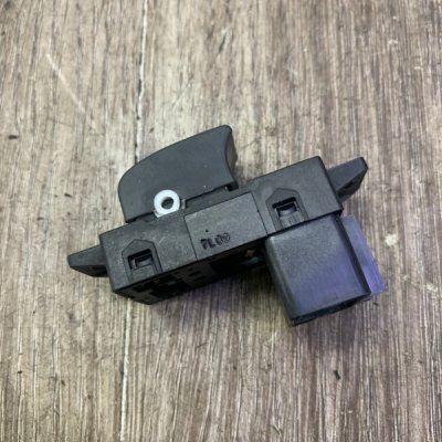Кнопка стеклоподъемника Opel Antara 2007 Внедорожник Z20DMH Задн. Прав. - изображение 3