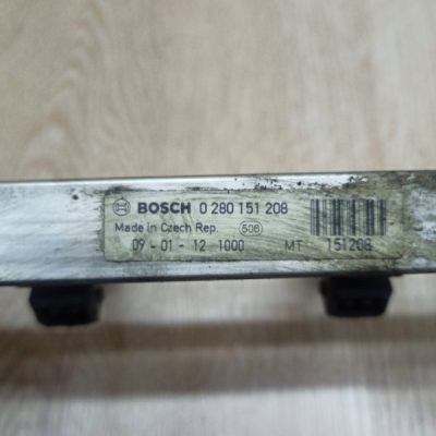 Топливная рампа Opel Astra H 2009 Z14XEP хетчбэк 3д. - изображение 2