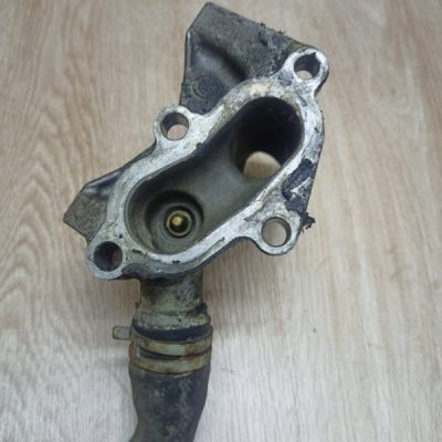 Фланец системы охлаждения Ford Focus 2 2007 HWDA - изображение 6