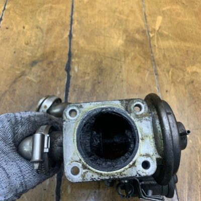 Клапан EGR (ЕГР) BMW 5 series E60 2007 N47D20A - изображение 3