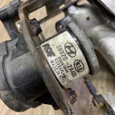 Коллектор впускной KIA RIO 2009 D4FA - изображение 7