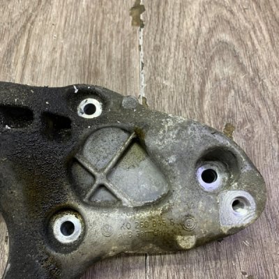 Кронштейн кондиционера Volkswagen Golf 5 2006 BLF - изображение 12