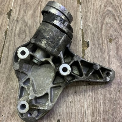 Кронштейн кондиционера Volkswagen Golf 5 2006 BLF - изображение 7