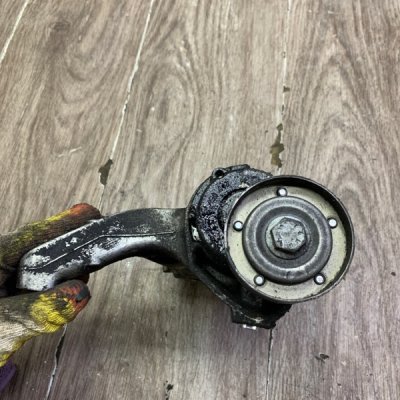 Кронштейн кондиционера Volkswagen Golf 5 2006 BLF - изображение 3