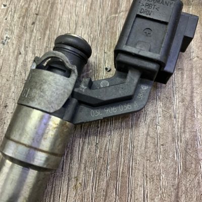 Топливная форсунка Volkswagen Golf 5 2006 BLF - изображение 2