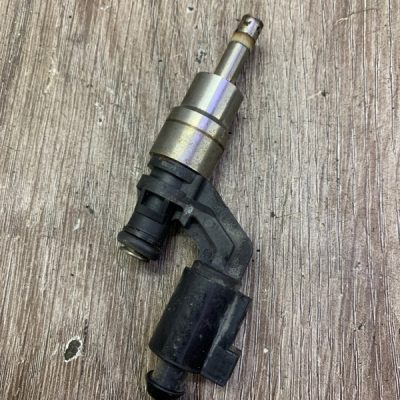 Топливная форсунка Volkswagen Golf 5 2006 BLF - изображение 4