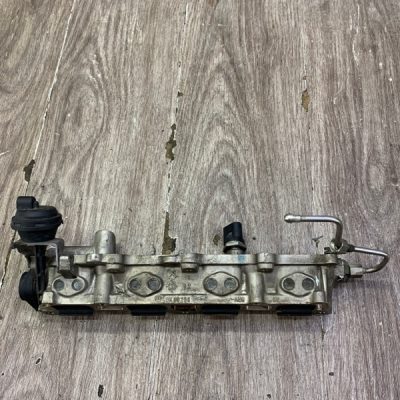 Топливная рампа Volkswagen Golf 5 2006 BLF - изображение 5