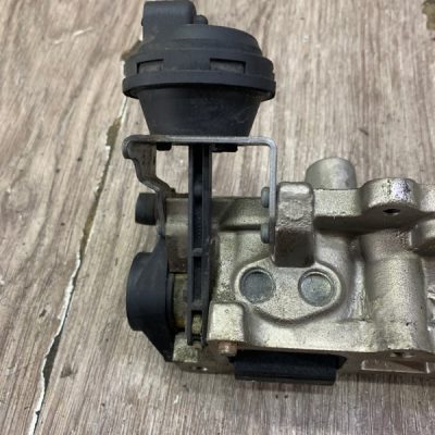 Топливная рампа Volkswagen Golf 5 2006 BLF - изображение 7