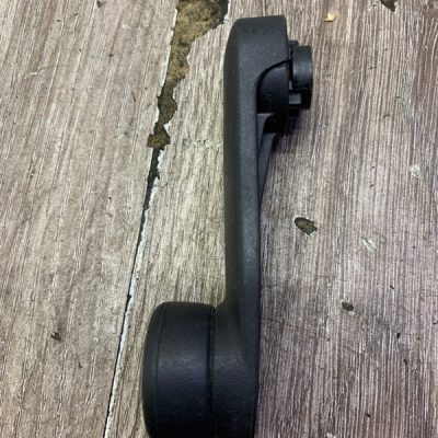Ручка стеклоподъёмника Opel Corsa B 1998 хетчбэк 5-ти дв., Задн., Прав. - изображение 2
