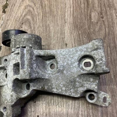 Кронштейн генератора Renault Megane 2003 K4J730 - изображение 3