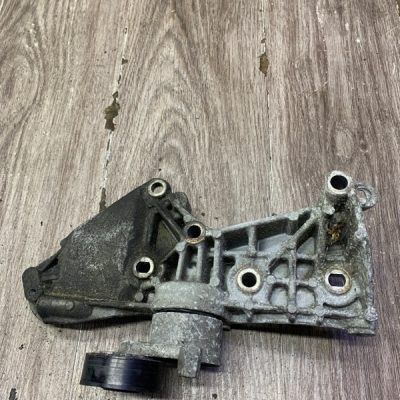 Кронштейн генератора Renault Megane 2003 K4J730 - изображение 7