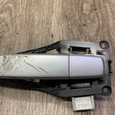 Ручка двери внешняя Opel Corsa D 2007 хетчбэк 5-ти дв. Задн. Прав. - изображение 9