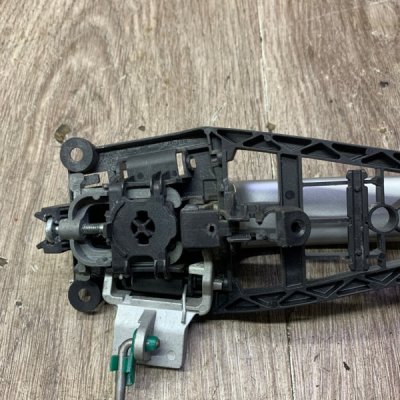 Ручка двери внешняя Opel Corsa D 2007 хетчбэк 5-ти дв. Задн. Прав. - изображение 6