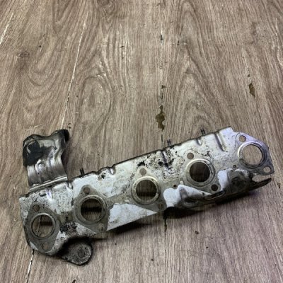 Кожух выпускного коллектора Ford Focus 3 2014 T1DB - изображение 5