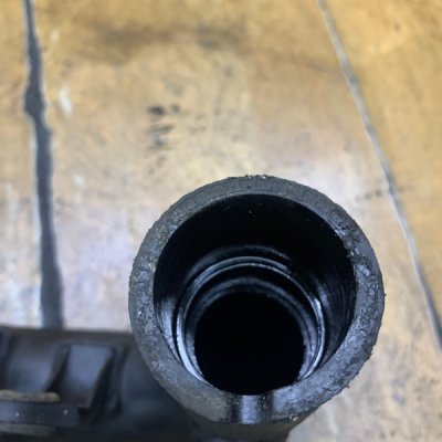 Патрубок интеркулера Opel Corsa D 2007 Z13DTJ - изображение 3