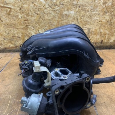Коллектор впускной Mazda 5 2006 минивэн LF - изображение 6