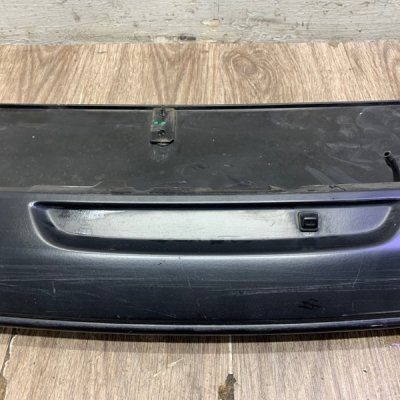 Спойлер (дефлектор) крышки багажника Land Rover Range Rover Sport 2003 внедорожник Задн. - изображение 3