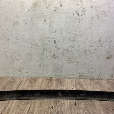 Молдинг крышки багажника Land Rover Range Rover Sport 2003 внедорожник Задн. - изображение 2