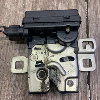 Замок крышки багажника Land Rover Range Rover Sport 2003 внедорожник Задн. - изображение 7