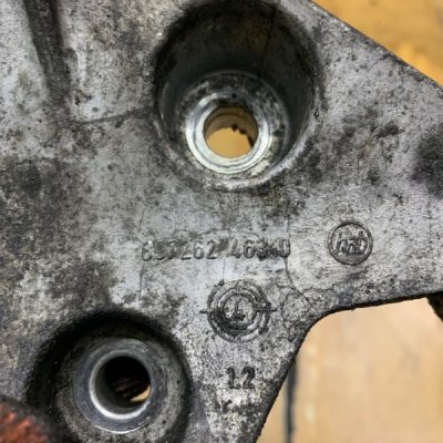 Кронштейн кондиционера Opel Astra H 2007 Z17DTL - изображение 3