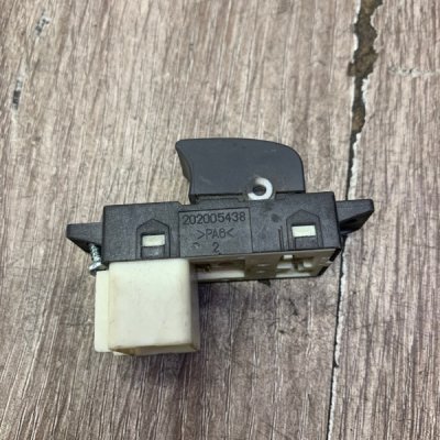 Кнопка стеклоподъемника Opel Antara 2010 Задн. Прав. - изображение 3