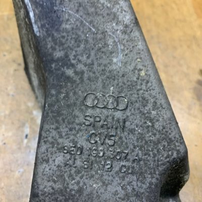 Кронштейн двигателя Audi A4 2004 ALT, Лев. - изображение 2