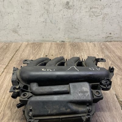 Коллектор впускной Renault Megane 3 2009 K4M848 - изображение 4