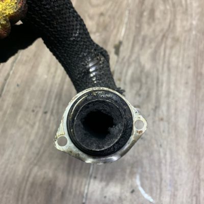 Трубка клапана EGR (ЕГР) Volvo C30 2007 D4164T - изображение 3