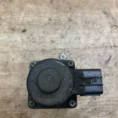 Клапан EGR (ЕГР) Subaru Forester 2005 универсал EJ204L - изображение 4