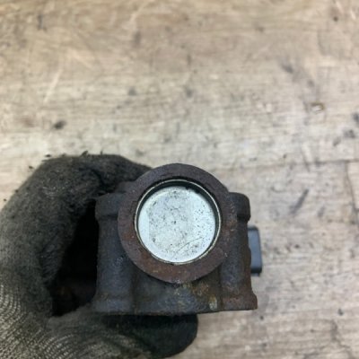 Клапан EGR (ЕГР) Subaru Forester 2005 универсал EJ204L - изображение 5