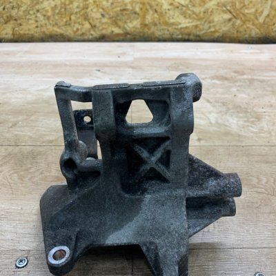Кронштейн кондиционера Subaru Forester 2005 универсал EJ204L - изображение 6