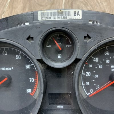 Панель приборов Opel Astra H 2007 Z16XER - изображение 6