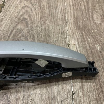 Ручка двери внешняя Opel Astra J 2009 хетчбэк 5-ти дв. Задн. Прав. - изображение 8