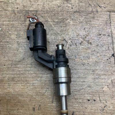 Топливная форсунка Volkswagen Golf 5 2006 BLF хетчбэк 5-ти дв. - изображение 3