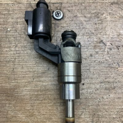 Топливная форсунка Volkswagen Golf 5 2006 BLF хетчбэк 5-ти дв. - изображение 3