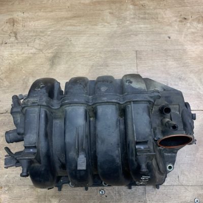 Коллектор впускной Volkswagen Golf 5 2006 BLF хетчбэк 5-ти дв. - изображение 2