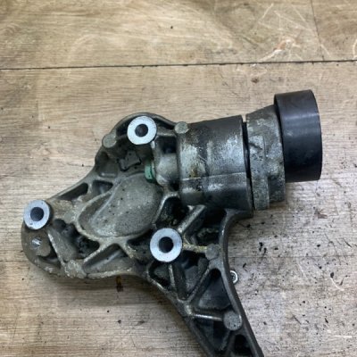 Ролик натяжной Volkswagen Golf 5 2006 хетчбэк 5-ти дв. BLF - изображение 5