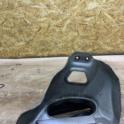 Кожух выпускного коллектора Opel Corsa D 2008 A12XER - изображение 3