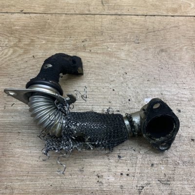 Патрубок EGR Suzuki Swift 2012 хетчбэк 3дв. D13AA - изображение 4