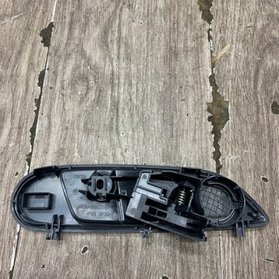 Ручка двери внутренняя Ford Fiesta 6 2008 хетчбэк 5дв. SPJA Перед. Лев. - изображение 8