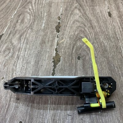 Ручка двери внешняя Suzuki Swift 2012 хетчбэк 3дв. D13AA Задн. Лев. - изображение 2