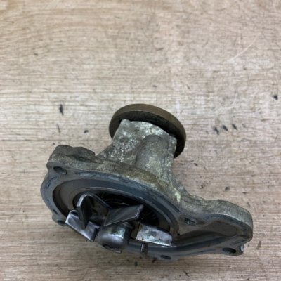 Помпа Nissan Micra 2006 хетчбэк 5дв. CR12DE - изображение 2