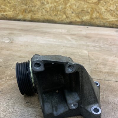 Ролик натяжной Ford Focus 1 2005 хетчбэк 3дв. FYDB - изображение 2