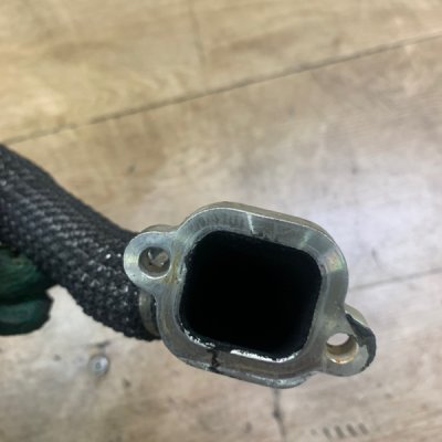 Патрубок EGR Ford Fiesta 6 2008 хетчбэк 5дв. SPJA - изображение 4