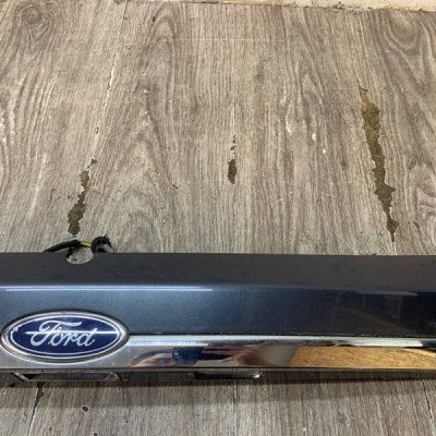 Накладка на крышку багажника Ford Fiesta 6 2008 хетчбэк 5дв. SPJA Задн. - изображение 9