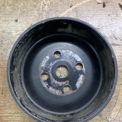 Шкив помпы Ford Focus 1 2003 хетчбэк 5дв. FYDB - изображение 2