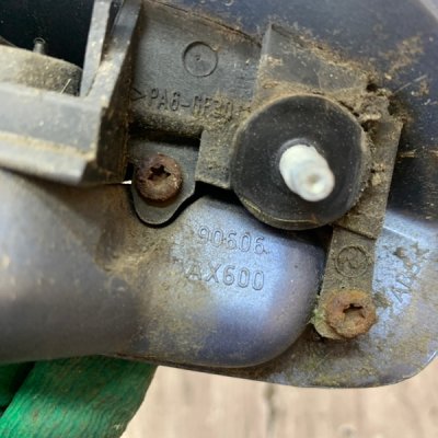 Кнопка открывания багажника Nissan Micra 2006 хетчбэк 5дв. CR12DE Задн. - изображение 8