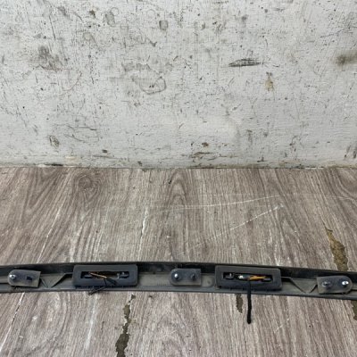 Молдинг крышки багажника Ford Fiesta 5 2007 хетчбэк 3дв. FUJA Задн. - изображение 7